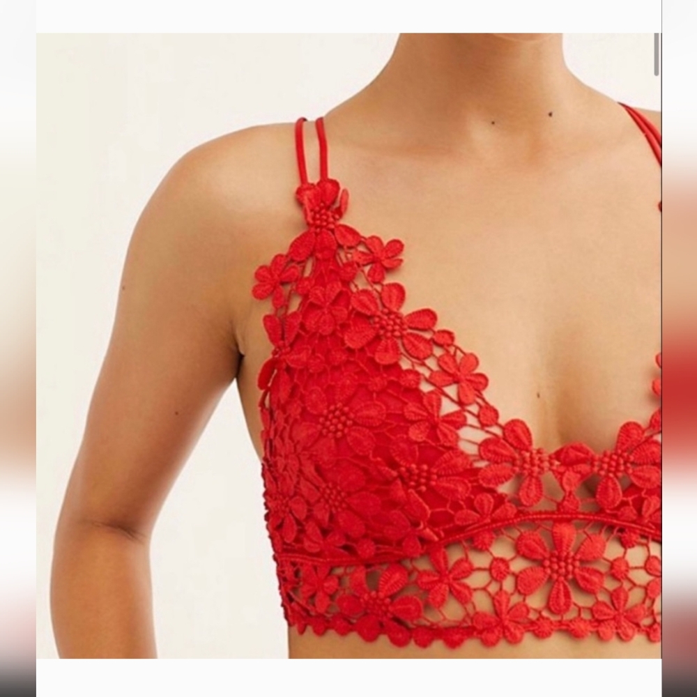 Free People🍒Miss Dazie Bralette